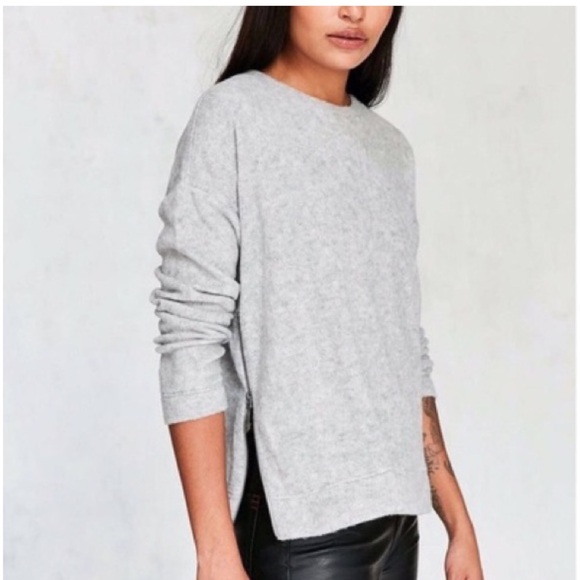 Urban Outfitters BDG Side Zip Sweater - Picture 1 of 3